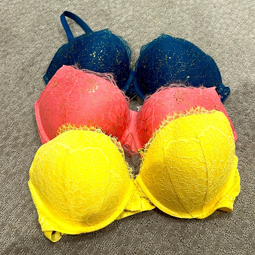 Brand new! All 3 in price! Never worn! VS bras-push up!
